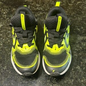 Nike Black and Green Sneakers Modern Design